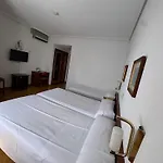 Szálloda Ele Acueducto Segovia