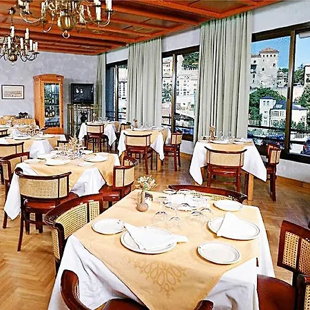 Hotel Ele Acueducto 3*