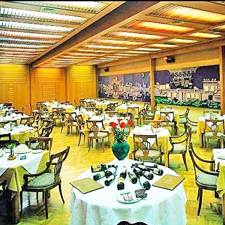 Ele Acueducto 3* סגוביה