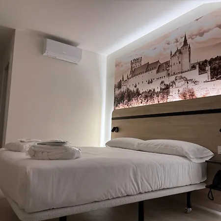 Ele Acueducto Szálloda 3*