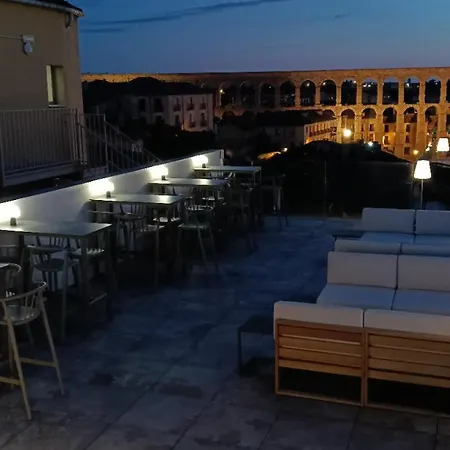 Ele Acueducto Hotel