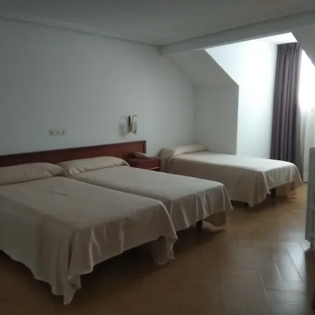 Ele Acueducto Hotel 3*