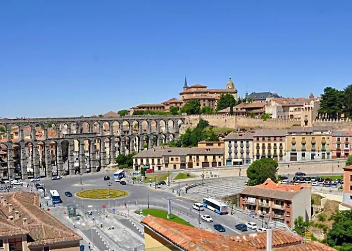 Отель Ele Acueducto 3*