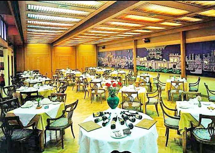 Ele Acueducto 3* Сеговия