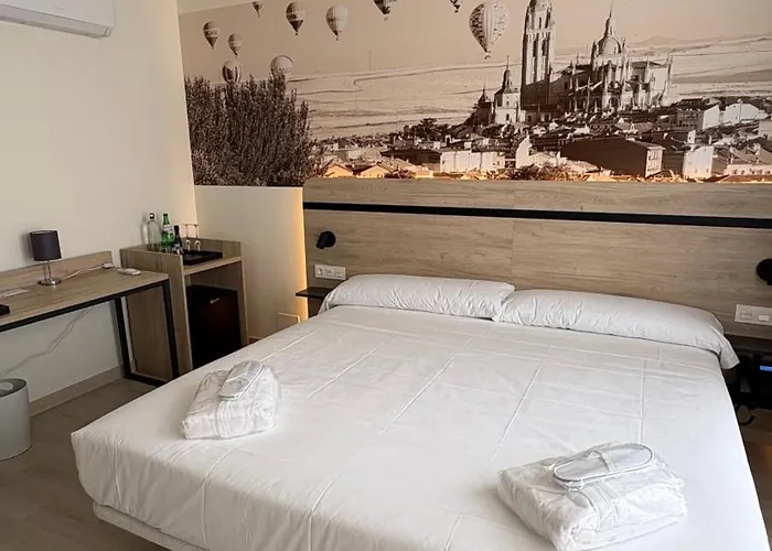 Отель Ele Acueducto