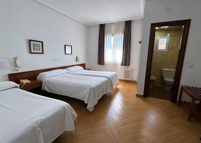 Отель Ele Acueducto 3*