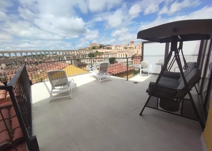 Ele Acueducto Отель Сеговия