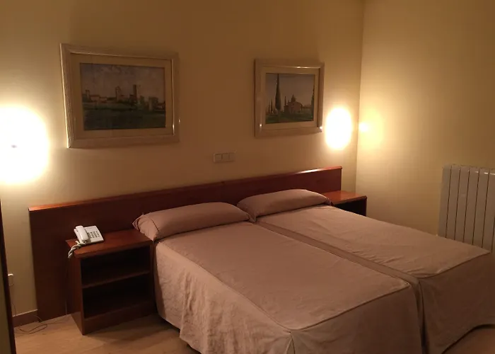 Отель Ele Acueducto 3*