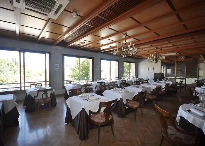 Ele Acueducto 3* Сеговия