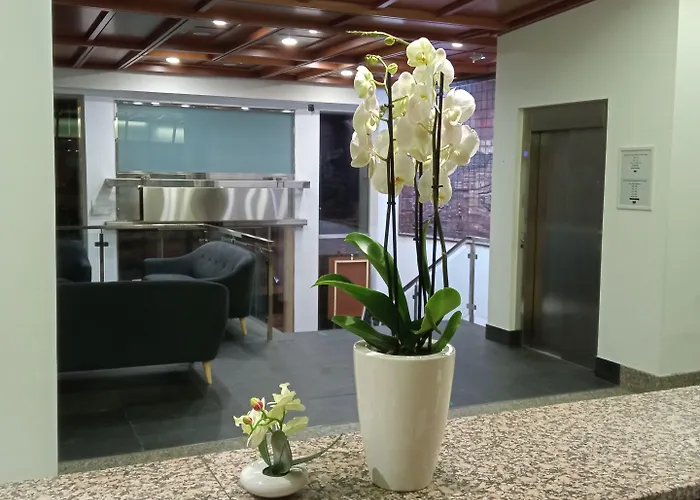 Ele Acueducto Отель Сеговия