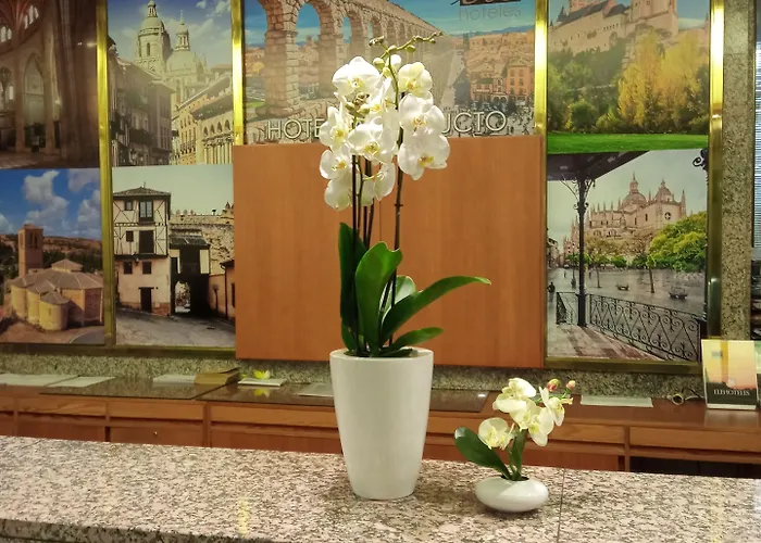 Ele Acueducto Сеговия