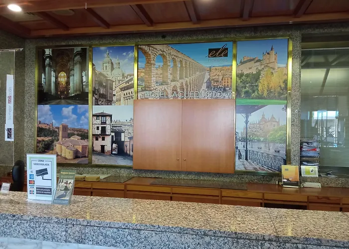 Ele Acueducto Отель 3*