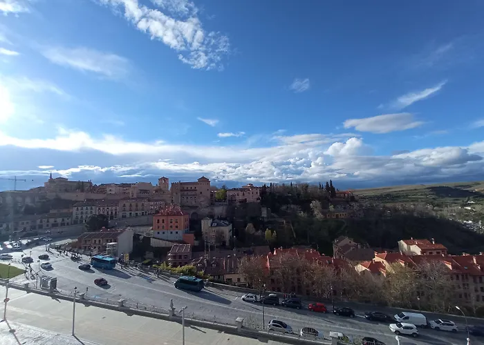 Ele Acueducto 3* Сеговия